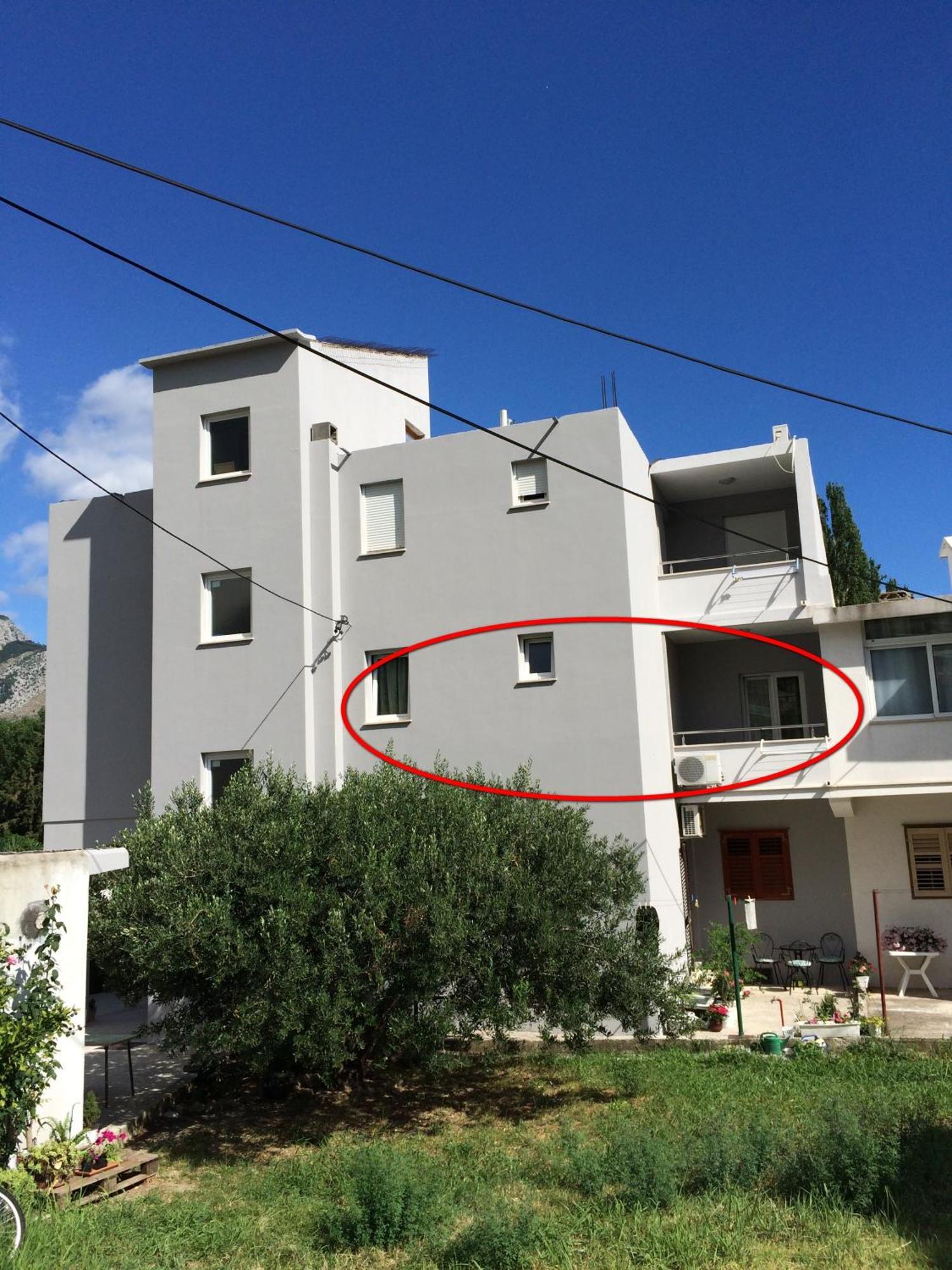 Apartment Ante *