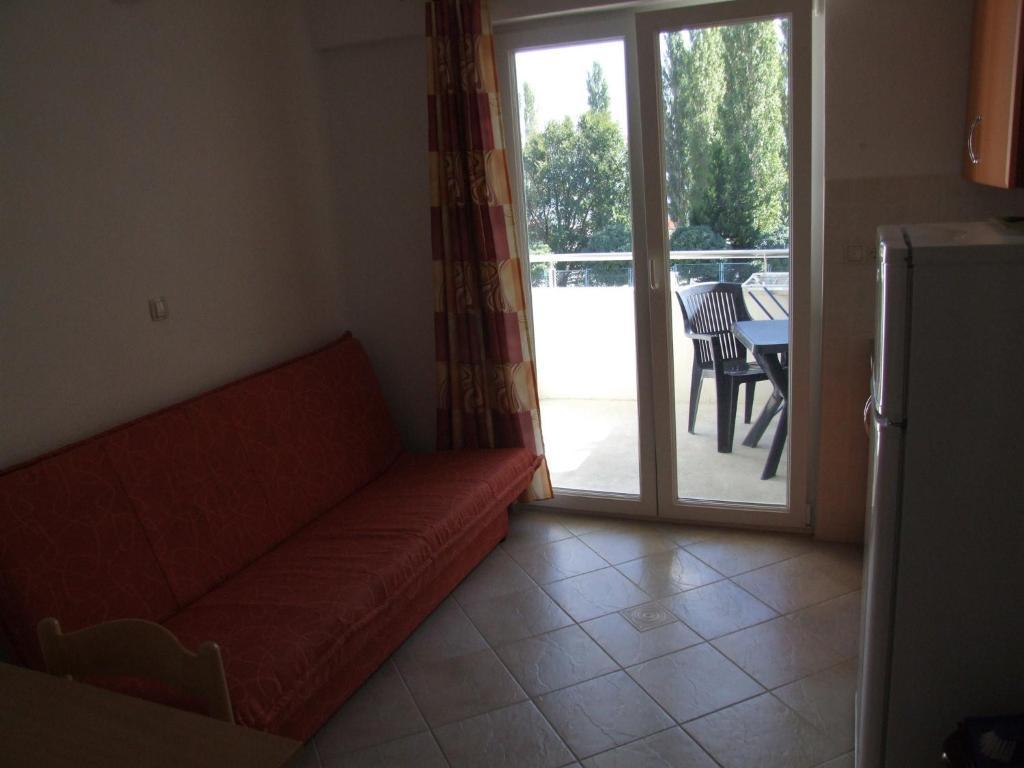 Ante Apartment