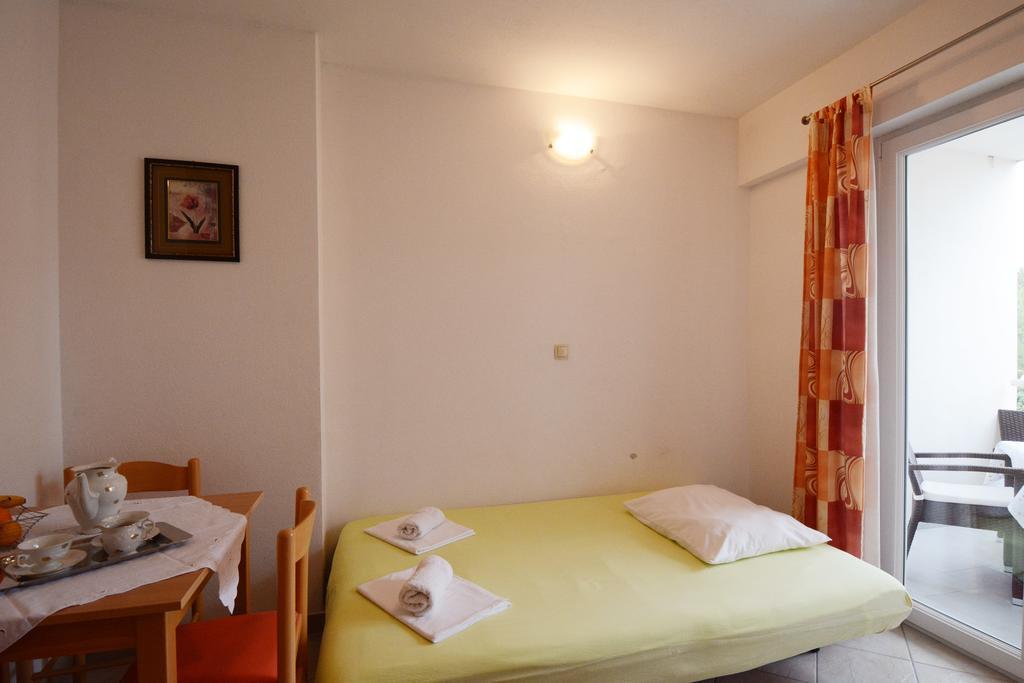 Ante Apartment