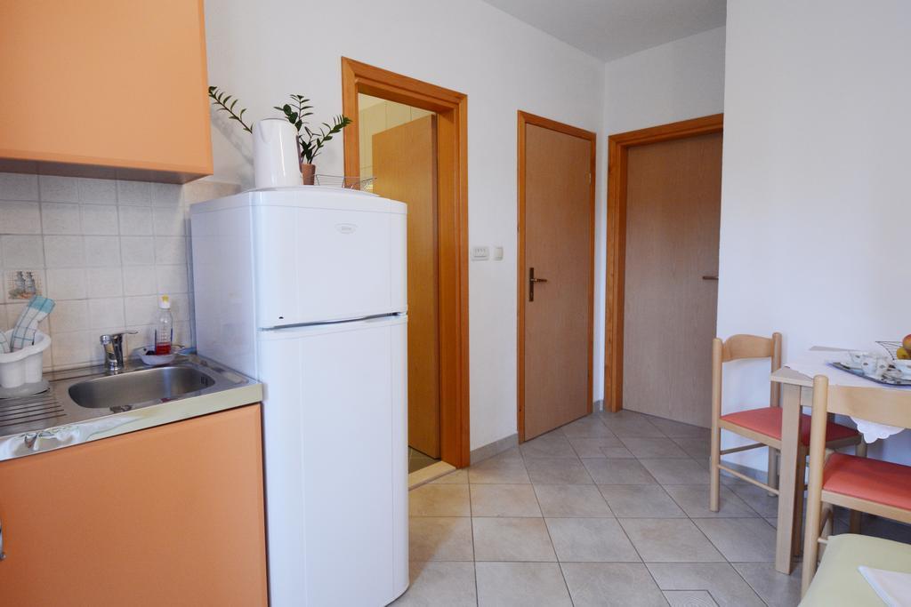 Apartment Ante