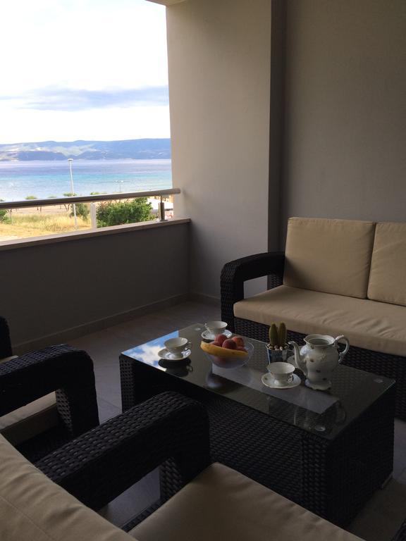 Ante Apartment *