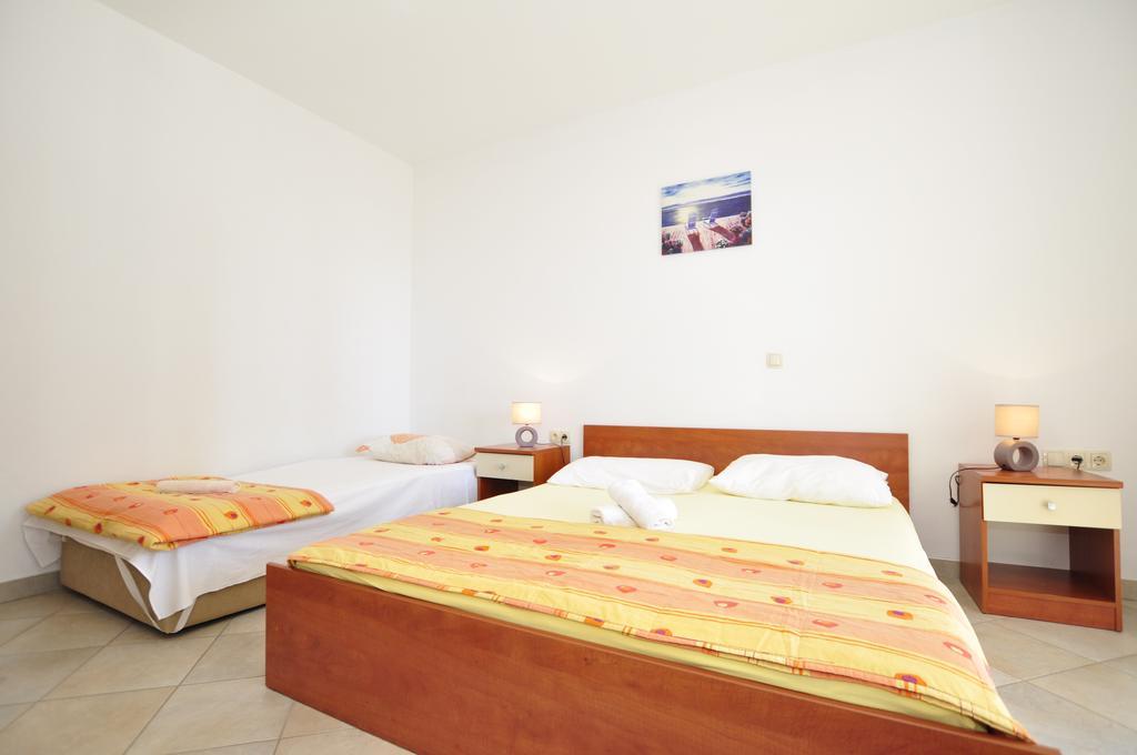Apartment Ante