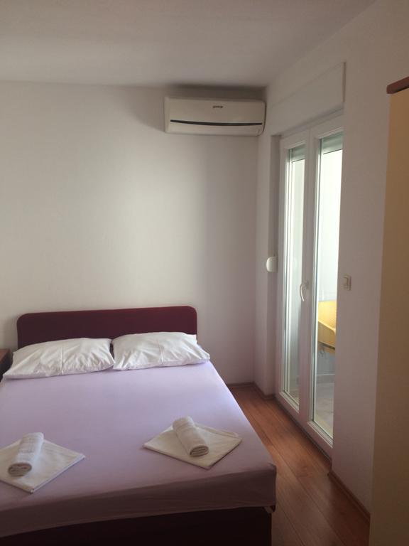 Ante Apartment