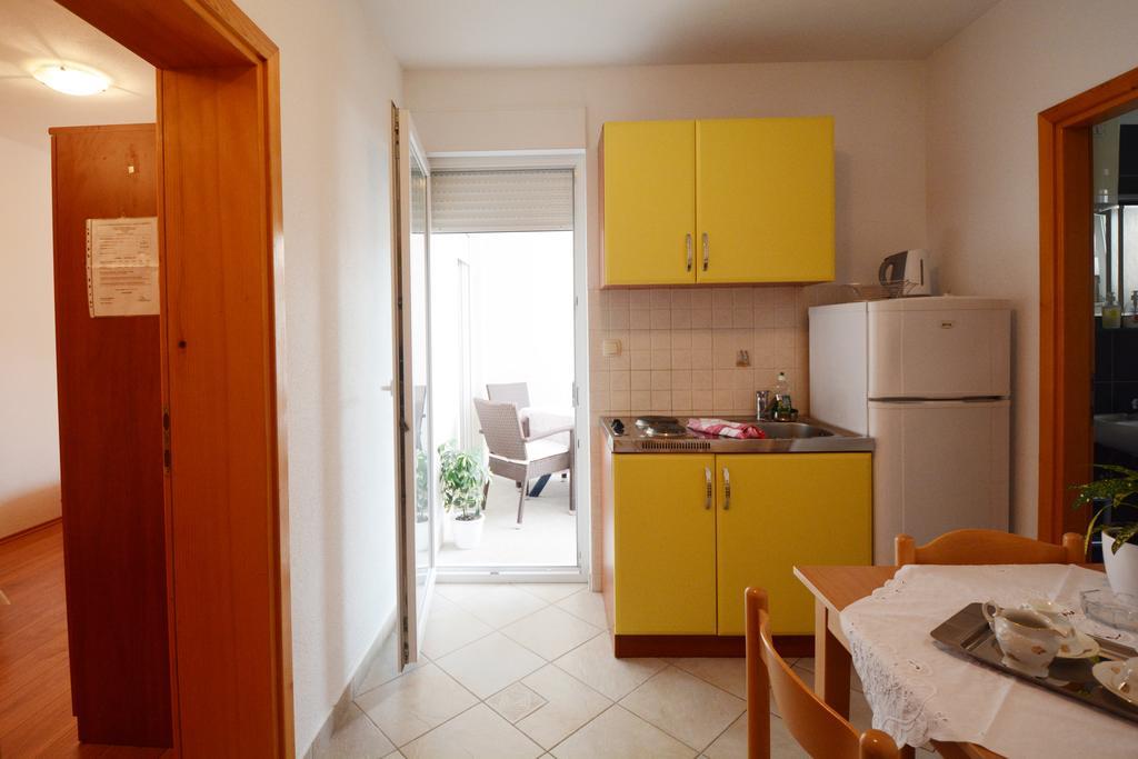 Ante Apartment Omis