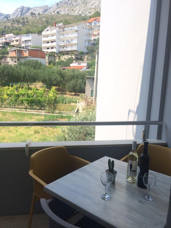 Apartment Ante