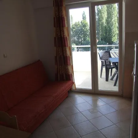Apartments Ante Omis Room photo