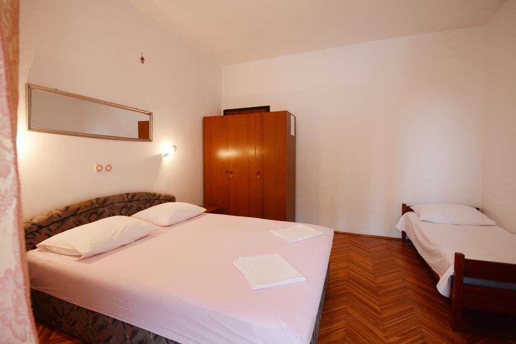 Ante Apartment Omiš