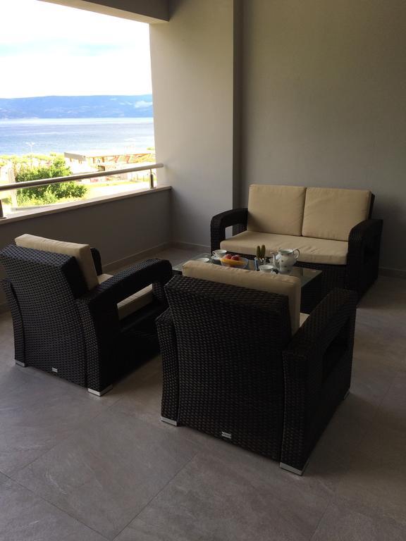 Ante Apartment *