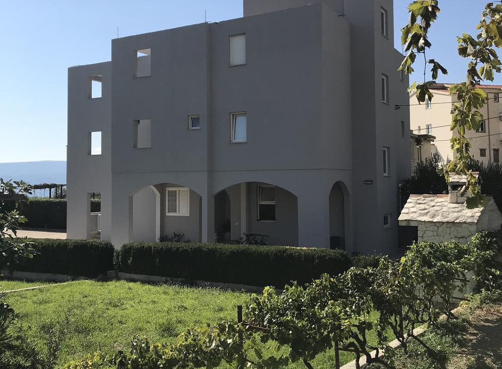 Apartment Ante Omiš